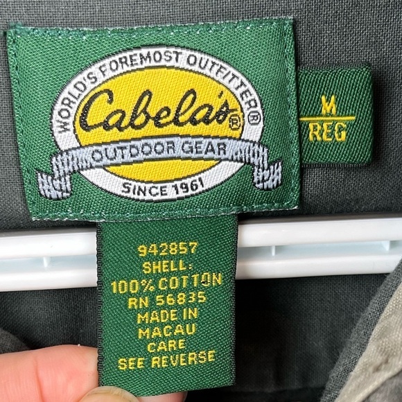 CABELAS Shooting Shirt Quilted Shoulder Patch Medium Green - Picture 4 of 15